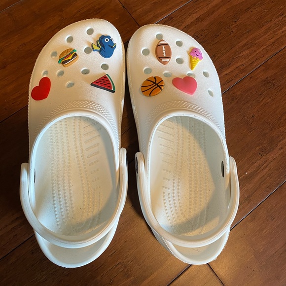 womens white crocs size 7